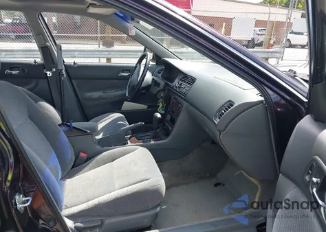 1997 Honda Accord Se from USA, damaged, VIN 1HGCD5605VA198390